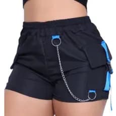 Shorts Shortinho Feminino Tactel Com Bolso Cargo e Faixa Coloridas e Corrente