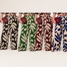 Calça Feminina Plus Size Estampada  E Lisa Com Elastico Na Cintura