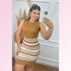 Vestido Feminino de Tricot com Listras
