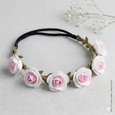 Tiara De Flores Headband Elástico Infantil E Adulto Festa Ensaio Fotográfico Branca Rosa Colorida