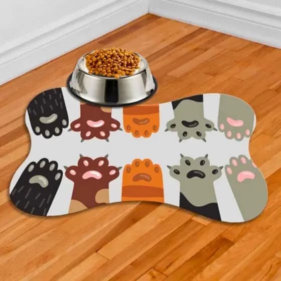 Tapete Pet Antiderrapante Emborrachado Comedouro Bebedouro Pequeno Simples Lavavel Cao Gato Patinhas