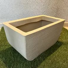 Vaso Decorativo Polietileno para Plantas Jardineira Medidas 26x30x51cm