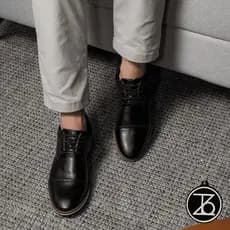 Sapato Masculino Oxford Santiago Confortável Sapato Masculino Social Brogue + Brinde Chaveiro Thézb Dia dos Pais