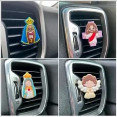 Aromatizador de Carro Nossa Senhora Aparecida, Santa Maria, Jesus e Anjo (Cheirinho para Carro)