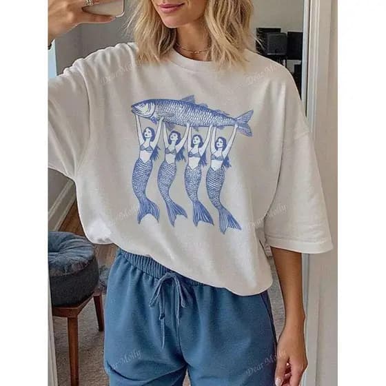 Camiseta Feminina, Modelo Sereia Lata de Sardinha, Gola Redonda, Manga Curta, Casual, Solta e Confortável