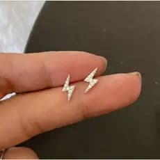 Piercing Raio  Aço Cirúrgico Com Zircônias Cravejado  Para Furo Orelha Helix Tragus