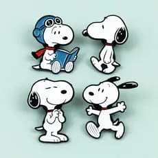 4 Pçs/Set Bonito Snoopy Filhote De Cachorro Broche Animal Metal Crachá Bolsa Infantil Decoração Pin