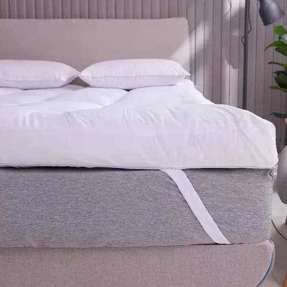Kit Pillow Top Cama Box Branco 400 Fios Macio + 2 Travesseiros Silicone