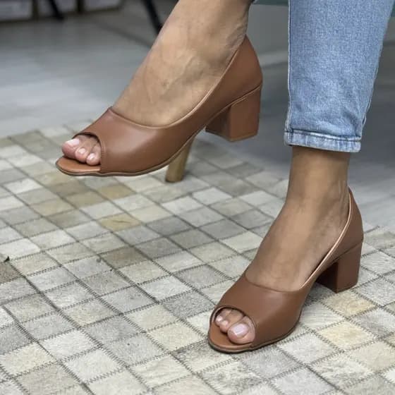 Salto Social Peep Toe Confortável