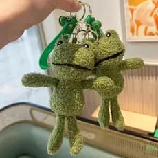 Chaveiro de Sapo Fofinho Pelúcia - Acessório Fofo para Bolsa e Carro