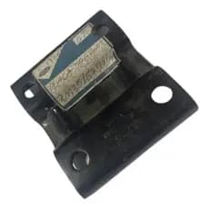 Placa Mola Suspensão Traseira Courier 1997/2013 3M355798AA