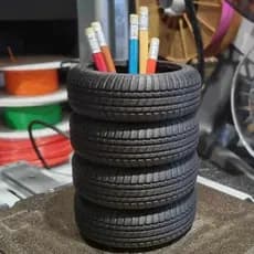 Porta-Caneta/Guarda-Treco Estilo Pneu - Impressão 3D em PLA