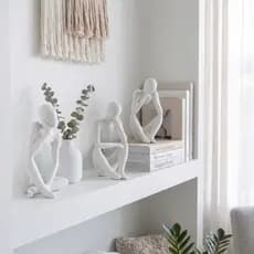 Enfeite Decorativo Esculturas Minimalistas Grande O Pensador para Sala e Escritório Estante