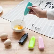 Mini Mixer Misturador De Bebidas Portátil Elétrico A Pilha