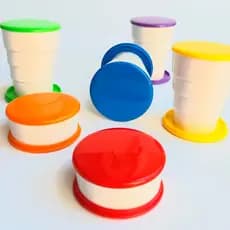 Kit c/ 36 Copos Retráteis Dobrável Lembrancinha Evento Dia das Crianças Aniversário Presente Oferta
