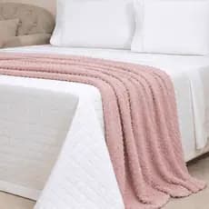 Kit Cama posta 8 Peças Cobre Leito Queen Copacabana + Lençol + Manta Bolinha Delicatta 300 Fios