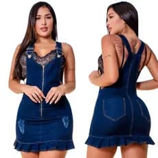 Jardineira Jeans Feminina Saia Com Detalhe De Babado Valoriza a Silhueta Modelagem Diferenciada