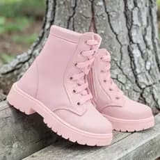 Bota Infantil Feminina Rosa Coturno Menina Cano Médio Confortável Antiderrapante