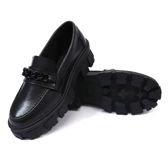 Mocassim feminino tendecia sola Tratorado Preto corrente preta
