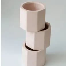 Kit 30 Vasinhos de Gesso para Lembrancinhas - Versáteis, Impermeáveis e Decorativos