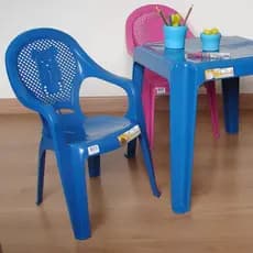 Conjunto Mesa com 3 cadeiras infantil