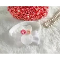 Faixa de Cabelo Bebê Menina - Tiara de Coelhinho Luxo Páscoa e Mesversário/ meia de seda confortável/ laços bebê