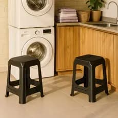 Kit 2 Banquinhos Porto de Plástico Preto com Detalhes no Assento