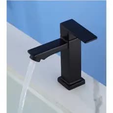 TORNEIRA SERIE LUXO AÇOINOXIDAVEL BANHEIRO OU LAVABO, EXCELENTE DESIGNER ORNANDO COM TODA DECORAÇÃO