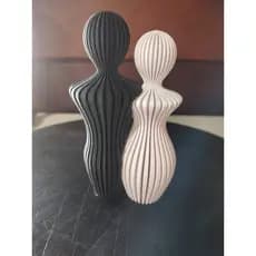 Estatua Casal Apaixonado Decoração Enfeite Sala Escritório 2 Preto E Branco