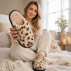 Pantufa Feminina Comfort Animal Print Onça Peluciada - Chinelo de Inverno
