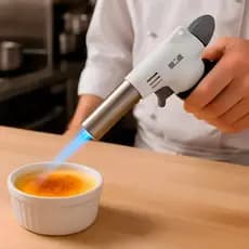 Maçarico Culinário Portátil C/ Acendimento Automático e Regulador de Chamas Resistente Alta Qualidade Profissional