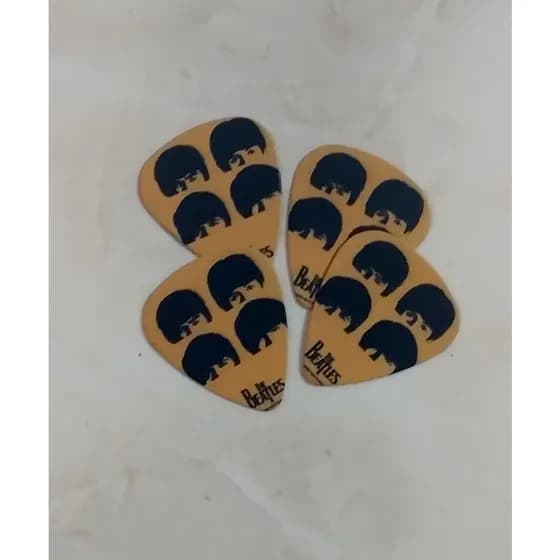 Palheta personalizada musica rock banda geek para violão guitarra baixo betles