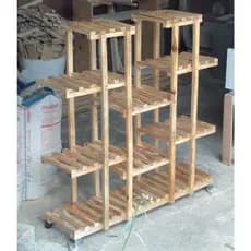 Floreira de chão 120 x 120, Suporte Para Vasos De Plantas Em Madeira Modelo 29  envernizado 4 rodhinas