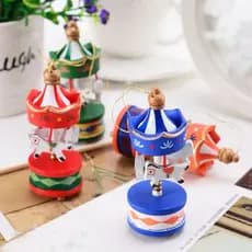 Kit 6 Mini Carrossel de Madeira Colorido Decorativo 8cm