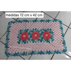 Tapete de Crochê com flores decoração quarto banheiro porta de entrada