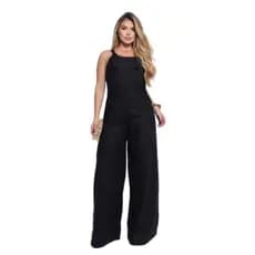 Macacão Feminino Pantalona Wide Leg Linho com Botões na Lateral e Alça com Amarração - Look Estilo e Elegância