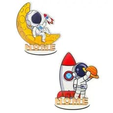 Kit 06 a 20 Display Centro de Mesa Astronauta Colorido Adesivado, Lembrancinha Personalizado Com Nome Mdf