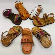Sandalias Infantil de Couro Promoção Confortaveis 23 a 33 Varios Modelos Disponiveis