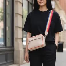 Bolsa pantone colorida media com alça tranversal