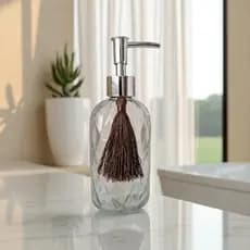 Dispenser de Sabonete em Vidro Trabalhado com Tampa Prateada e Pingente de Seda Marrom/380ml