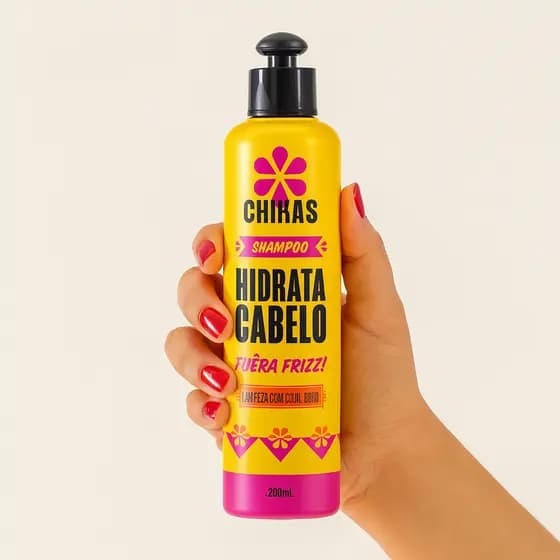 Shampoo Hidrata Cabelo Chikas 300ml Bio Extratus Limpeza Suave com Hidratação