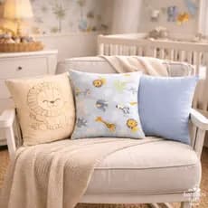 Trio de Almofadas Infantil Safari 40x25 com Zíper | Algodão | Decorativa para Quarto de Bebê | Bordado Premium