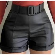 Shorts Couro Fake com cinto estiloso envio imediato