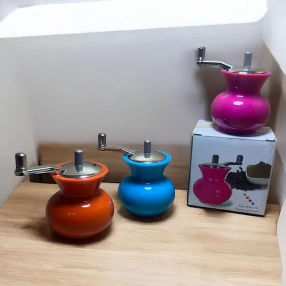 Moedor De Tempero Pimenta Porta Condimentos Especiarias Colorido