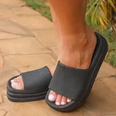 Chinelo Nuvem Plataforma Slide Feminino Sandália Novidade Blogueira leve Novidade Envio Rápido Desconto