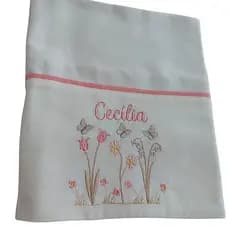 Fralda de Tecido Cremer Bordada Personalizada Tema Jardim