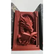 Nicho de Livros Dragão Leitor Antigo – Book Nook Decorativo 3D