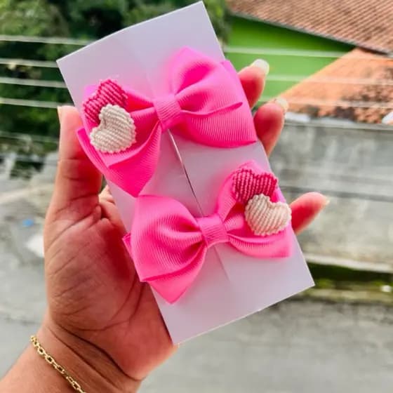Par de Laços Infantil Rosa  ciclete com Coração | Presilhas Delicadas para Bebê e Menina