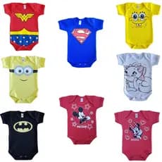 Body Bebê Personagem Minions Batman Mulher Maravilha Super Homem Mickey Minie Bob Esponja Marie