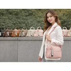 Bolsa Feminina Bau Fashion Luxo com Pinguente Pompom e Alça Ajustável para Estilo Elegante e Prático